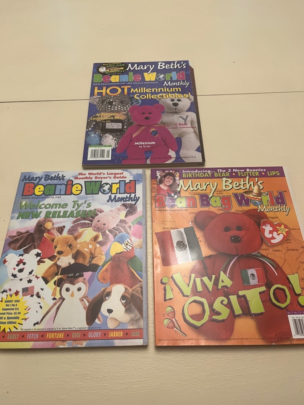 Beanie World Monthly Magazine - Collectible Toy Magazine Set (Multi-Color)